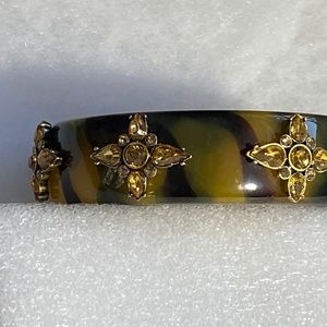 NWOT - Banana Republic Acrylic Bangle with Multiple Stone Detail